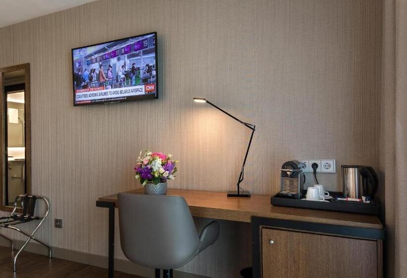 اتاق سوپریور, Ch Bucharest