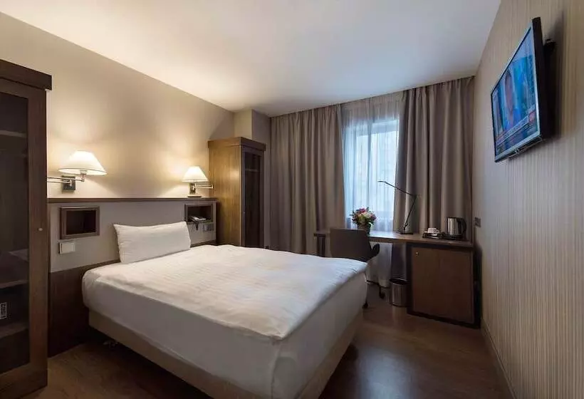 اتاق استاندارد یک نفره, Ch Bucharest