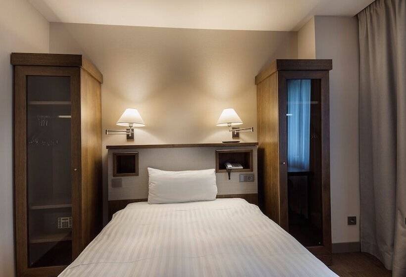 اتاق استاندارد یک نفره, Ch Bucharest