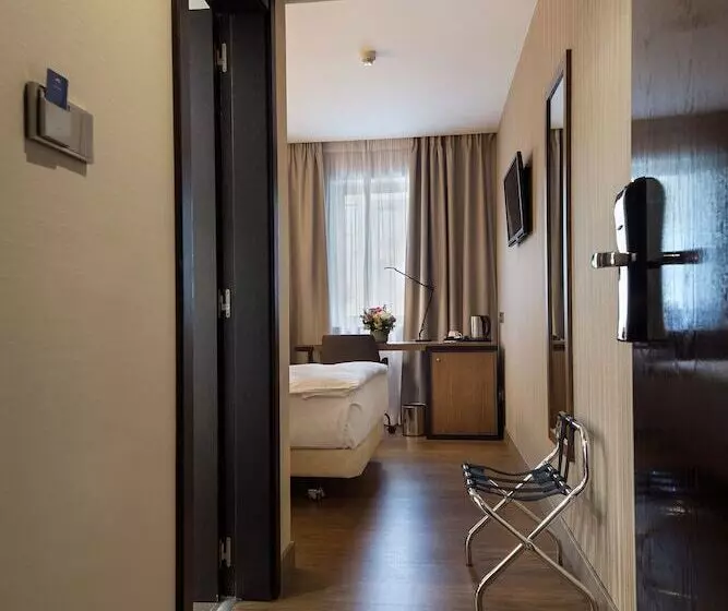 اتاق استاندارد یک نفره, Ch Bucharest