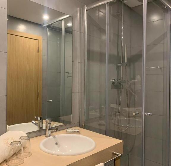 غرفة قياسية مزوَّدة بشُرفة, Da Luz