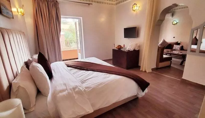سوییت, Farah El Janoub