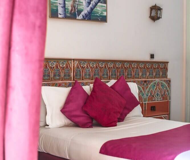 חדר יחיד נוף בריכה, Farah El Janoub