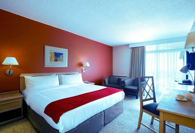 Номер Стандарт, Garden Court Nelson Mandela Boulevard