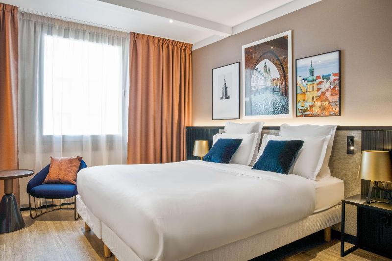 Номер Стандарт, Golden Tulip Warszawa Centrum