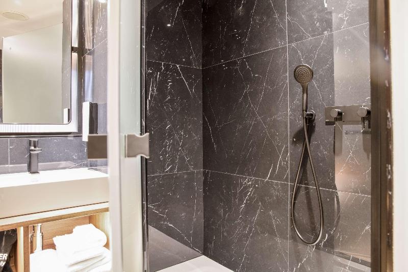 行政房间, Golden Tulip Warszawa Centrum