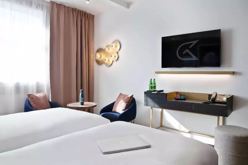 اتاق اجرایی, Golden Tulip Warszawa Centrum