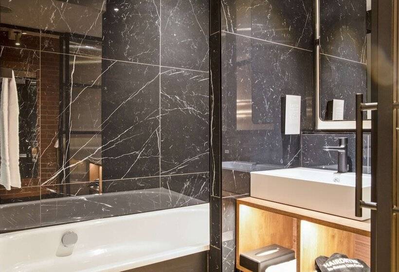Номер Executive, Golden Tulip Warszawa Centrum