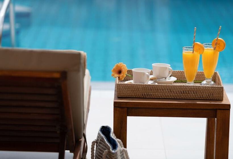 家庭间, High Beach Resort