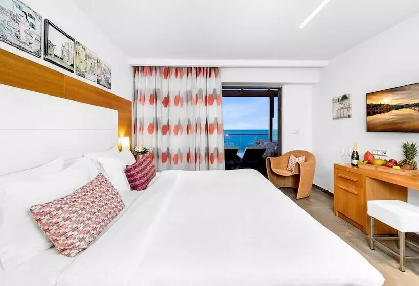 سوئیت دلوکس 2 خوابه, High Beach Resort