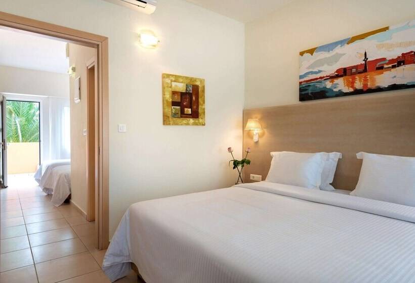 家庭间, High Beach Resort