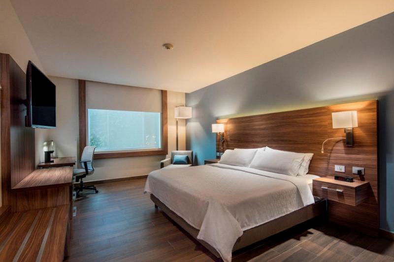 غرفة قياسية سرير كينج, Holiday Inn Express Puebla, An Ihg