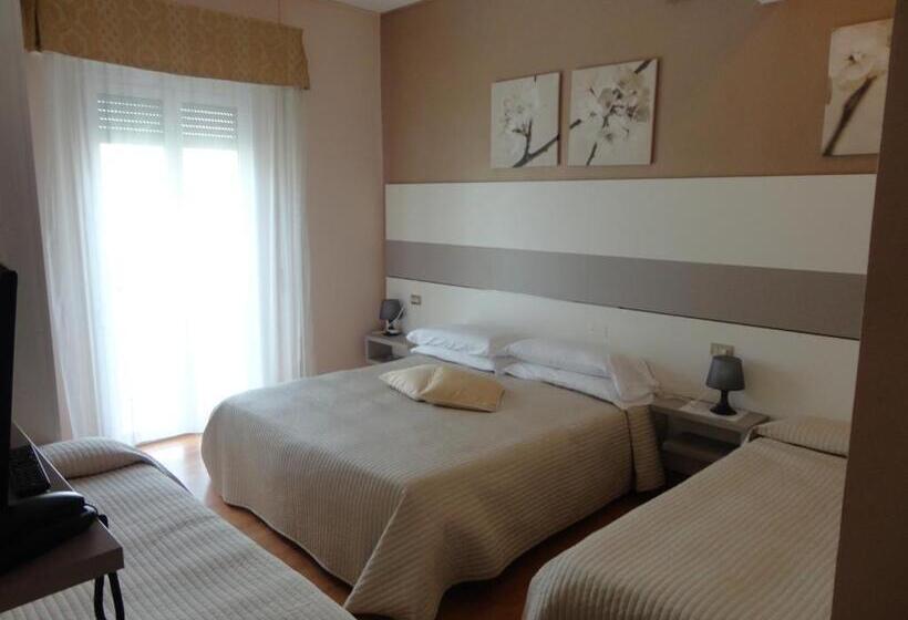 اتاق استاندارد چهار تخته, La Gioiosa