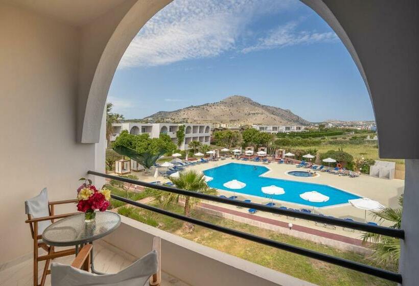 スーペリアールーム, Lardos Bay