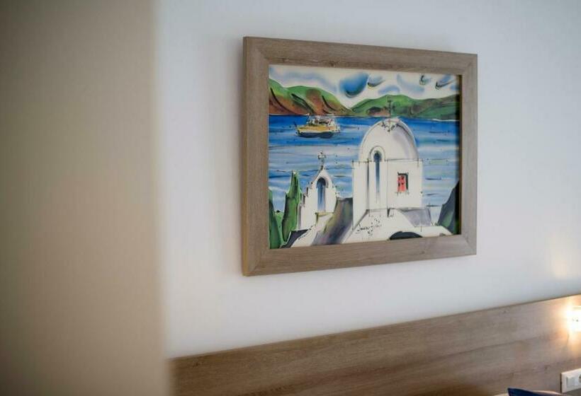 スーペリアールーム, Lardos Bay