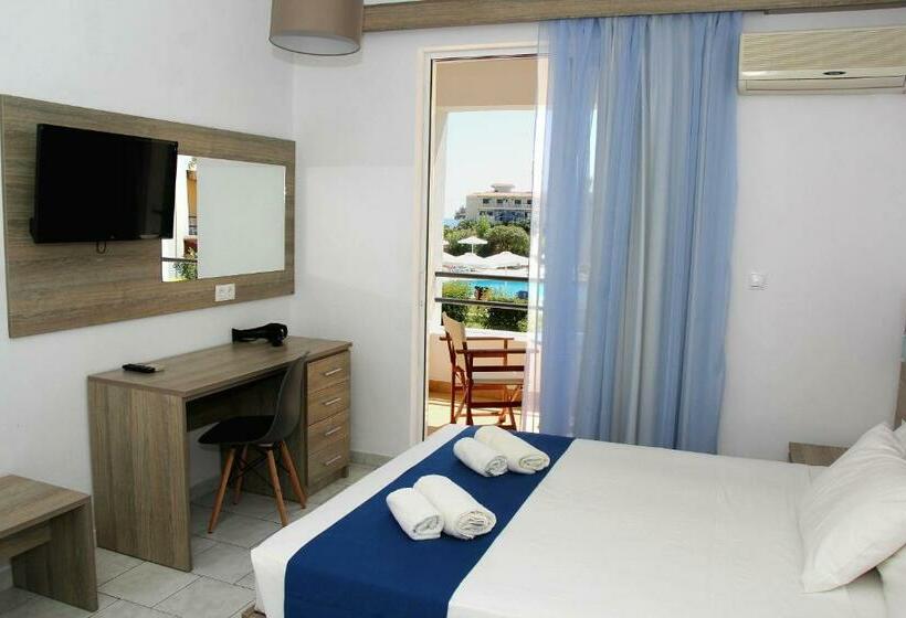 スーペリアールーム, Lardos Bay