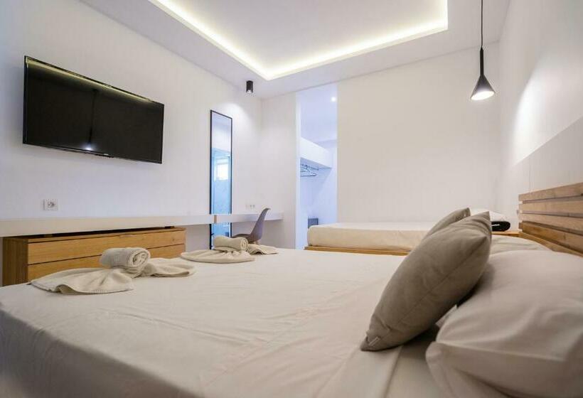 スーペリアールーム, Lardos Bay