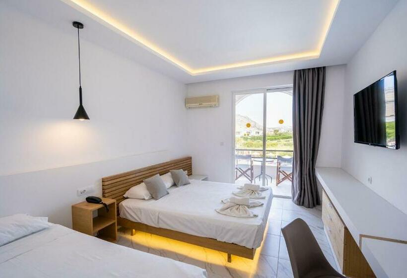 Трехместный Номер Superior, Lardos Bay