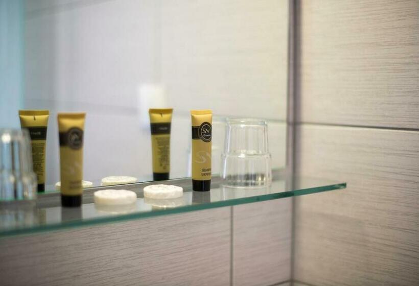 スーペリアトリプルルーム, Lardos Bay