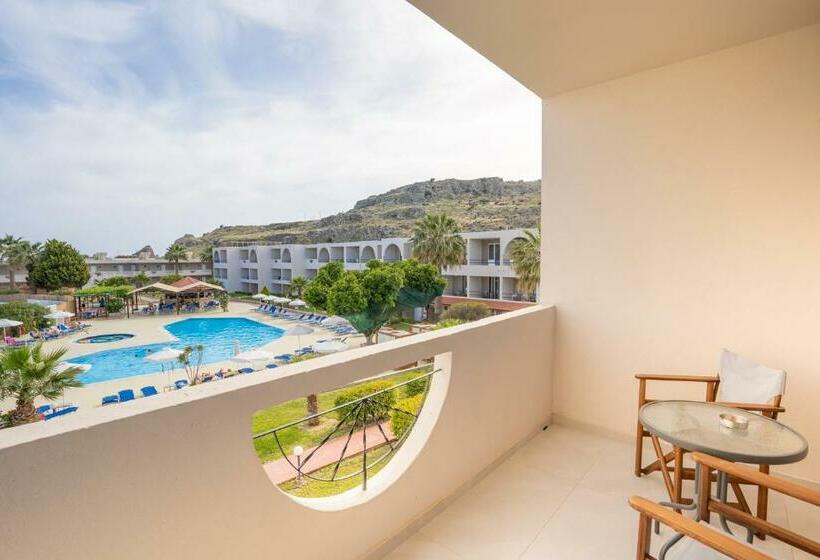 プールの見えるデラックスルーム, Lardos Bay