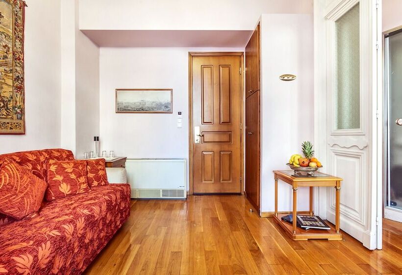 Suite, Minerva Premier