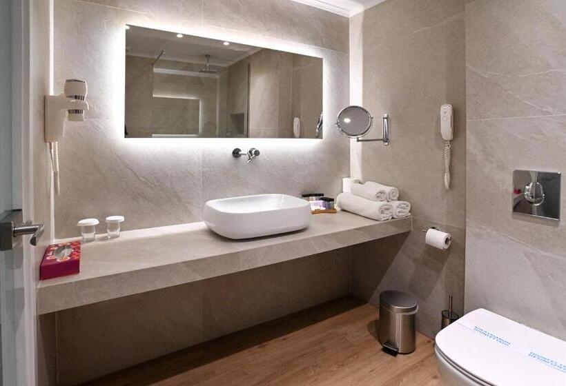 Family Suite, Olympion Asty