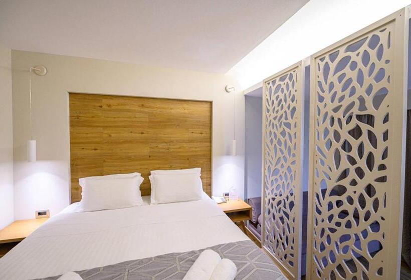 수피리어 룸, Olympion Asty