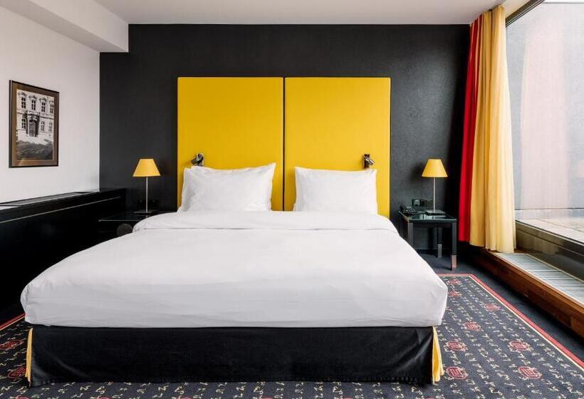 סוויטת ג'וניור, Orea Hotel Angelo Praha