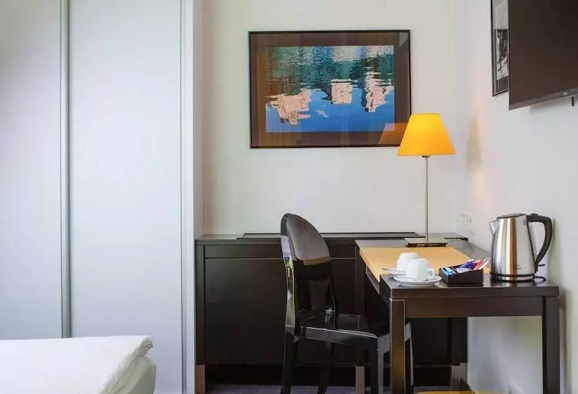 Juniorsviitti, Orea Hotel Angelo Praha