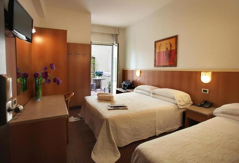 اتاق استاندارد سه نفره, Principe Di Piemonte