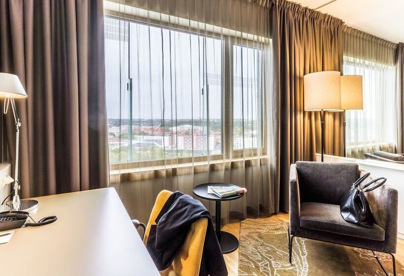 חדר סופריור, Scandic Talk