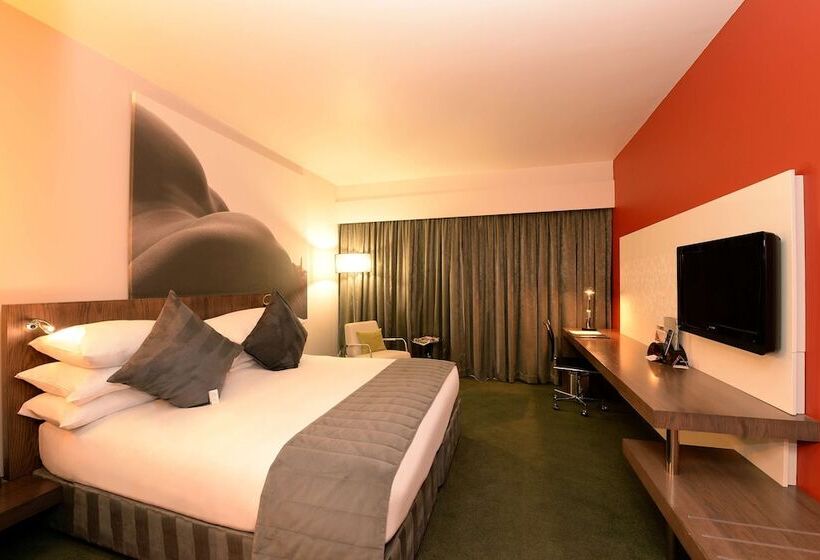 Номер Deluxe, Southern Sun Rosebank, Johannesburg