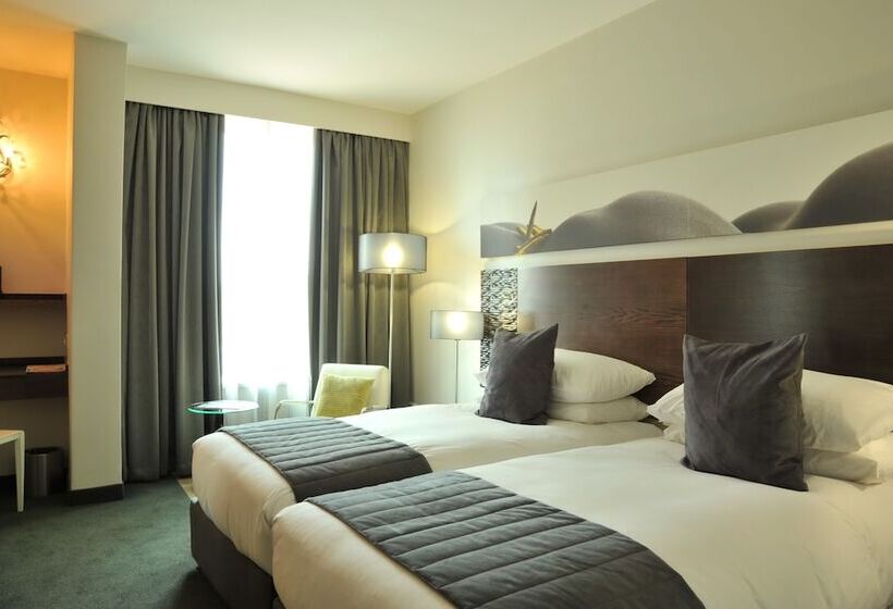 Номер Стандарт, Southern Sun Rosebank, Johannesburg