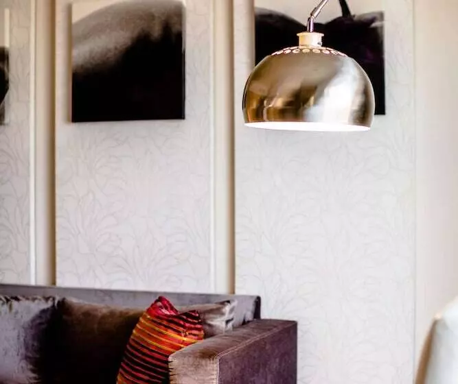 سوییت, Southern Sun Rosebank, Johannesburg
