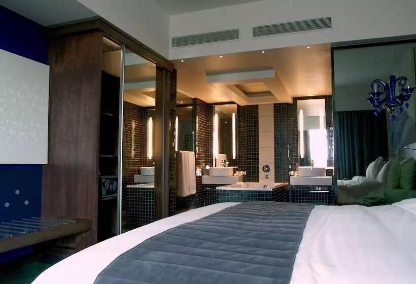 سوییت, Southern Sun Rosebank, Johannesburg