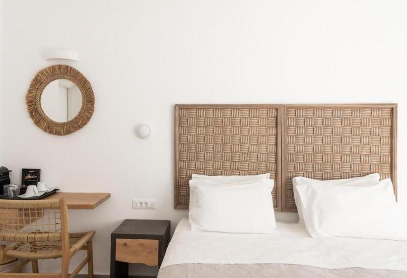 غرفة إقتصادية, Super Paradise