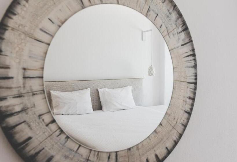 جناح جونيور مطلّ علي البحر, Super Paradise