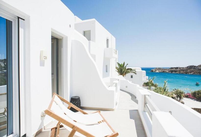 جناح مطلّ علي البحر, Super Paradise