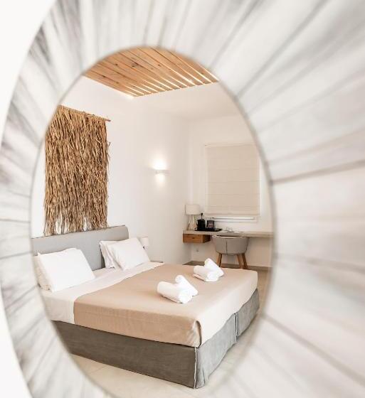 جناح مطلّ علي البحر, Super Paradise