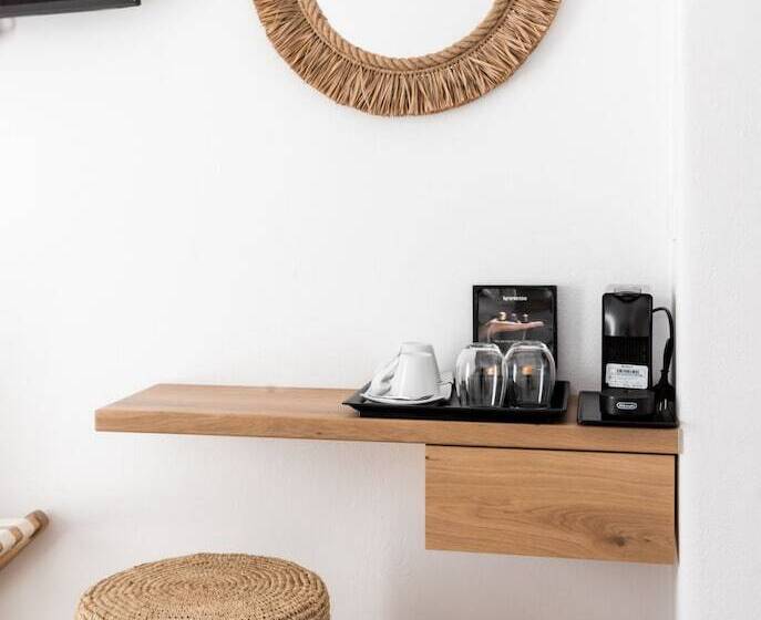 غرفة قياسية مطلّة علي البحر, Super Paradise