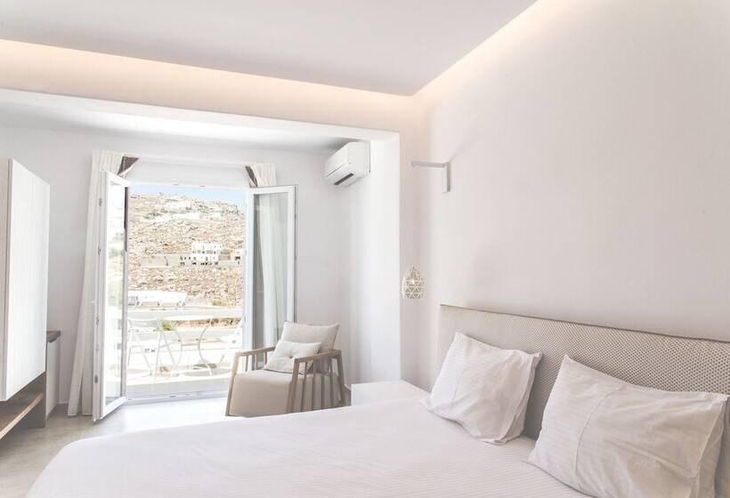 جناح جونيور مطلّ علي البحر, Super Paradise