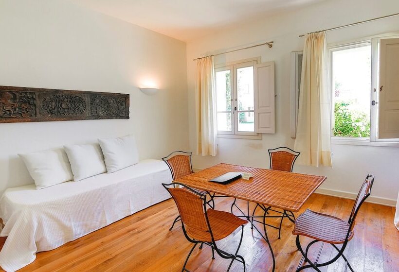 小型套房, Tarthes