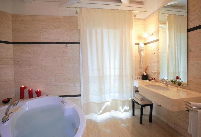 标准间带漩涡浴缸, Tarthes