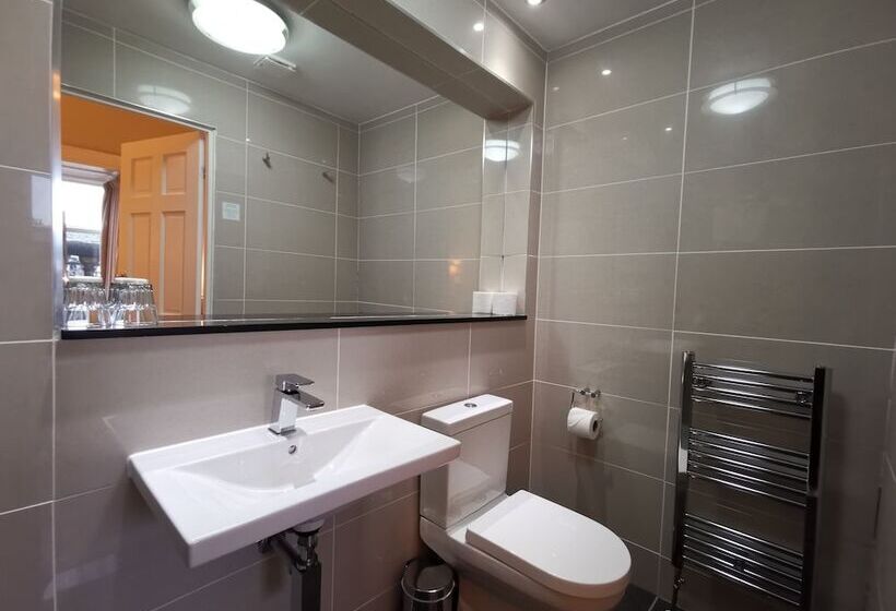 スタンダード４人部屋, The Haymarket Lairg