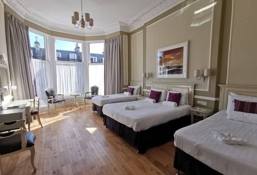 スタンダード４人部屋, The Haymarket Lairg