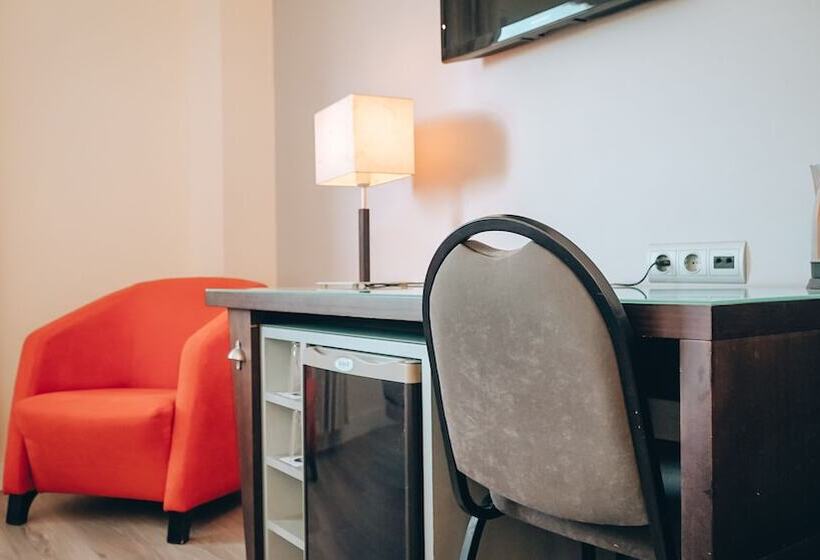 舒适型房间, Vertice Sevilla Aljarafe