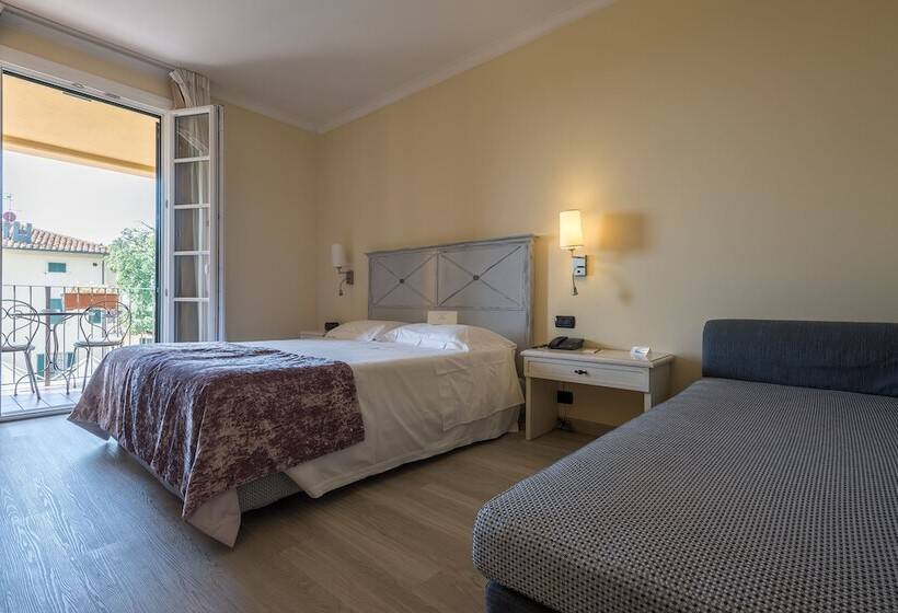 اتاق لوکس سه تخته, Villa Cappugi