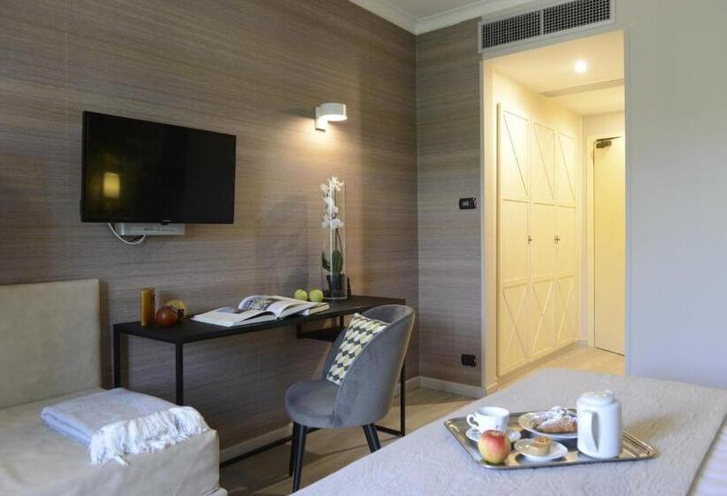 اتاق لوکس با بالکن, Villa Cappugi