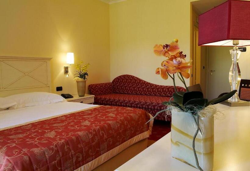 اتاق لوکس چهار تخته, Villa Cappugi