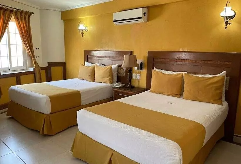 スタンダード４人部屋, Villa Las Margaritas Caxa